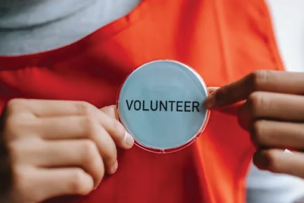 Volunteers Button